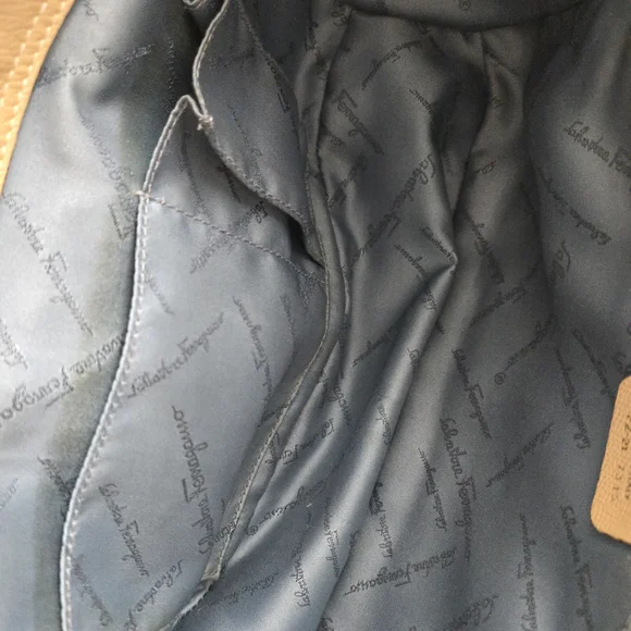 Salvatore Ferragamo Leather Shoulder Bag – Neutral | COA | Very Good Condition - Picture 11 of 16